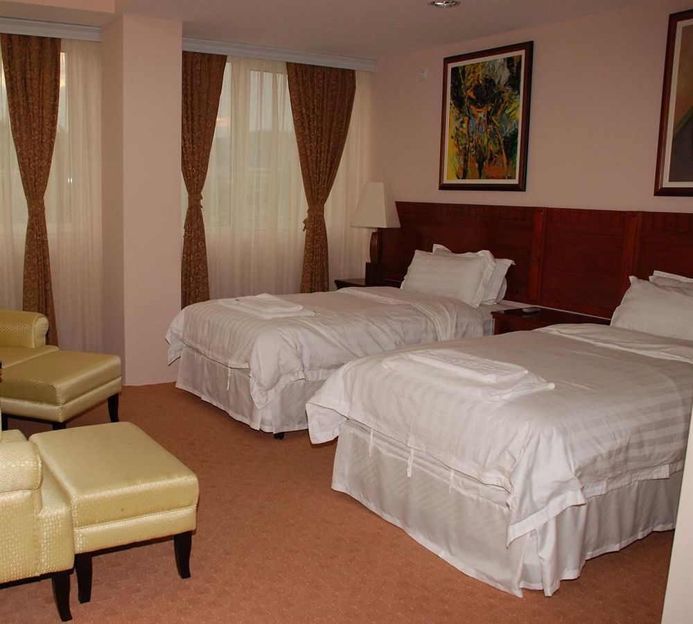 Hotel Feni Кавадарці Екстер'єр фото